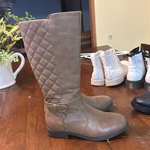 SO Brown girls boots